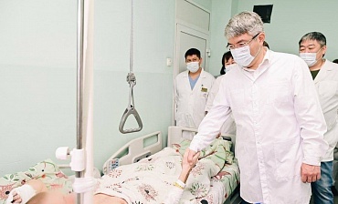 Глава Республики посетил раненных участников СВО в Республиканской клинической больнице им. Н.А. Семашко